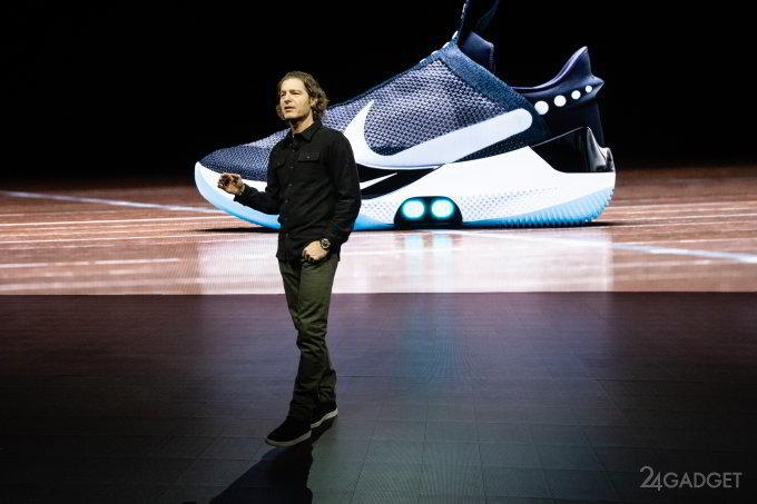 Nike выпустила новые &laquo;умные&raquo; кроссовки с автошнуровкой за $350 (7 фото + видео)