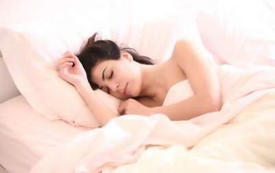 Диетолог объяснила, к чему может привести недостаток сна