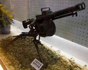 Автоматические гранатомёты: QLZ-87 (Китай) и Mk.47 (США)