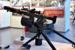 Автоматические гранатомёты: QLZ-87 (Китай) и Mk.47 (США)