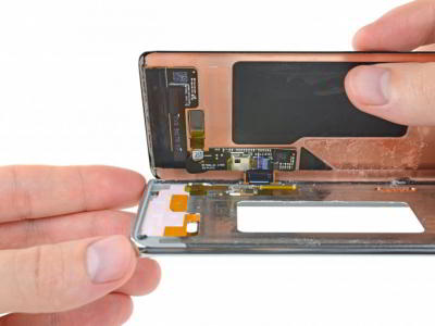 iFixit оценил ремонтопригодность Samsung Galaxy S10, S10+ и S10e (15 фото + видео)