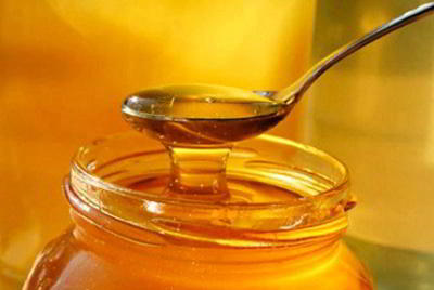 В российских магазинах появится мед с «живыми» этикетками