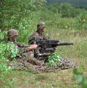 Автоматические гранатомёты: QLZ-87 (Китай) и Mk.47 (США)
