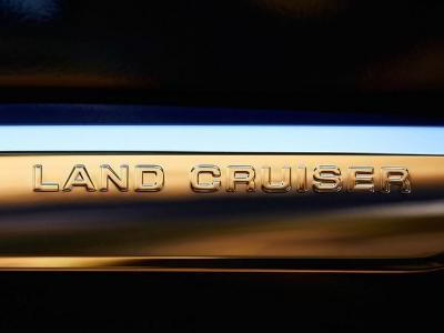 Свежие подробности о новом Toyota Land Cruiser 300