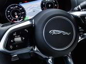 В России начались продажи обновленного Jaguar XЕ