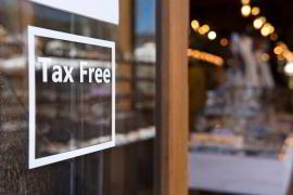 В ОАЭ появились автоматы для tax free