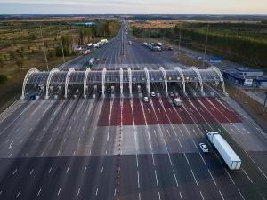 Как совершенно законно проехать по платной трассе, не заплатив ни копейки