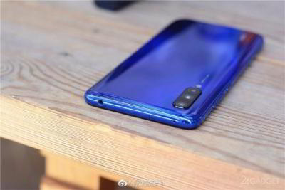 Xiaomi CC9 и CC9e  — молодёжные камерофоны с NFC от $190 (9 фото)