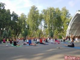 Скручивания из положения &laquo;сидя&raquo;