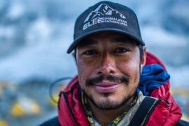 Альпинист покорил все восьмитысячники мира за полгода