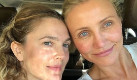 50-летняя Дженнифер Энистон опубликовала фото без макияжа