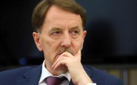 Костин назвал преимущество зерна над нефтью