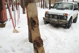 Как выглядит сноуборд из фанеры и валенок