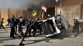 Посольству США в Ираке досталось от ракетных снарядов