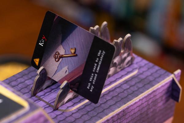 &laquo;Шёпот за стеной&raquo; &ndash; яркая современная настольная игра