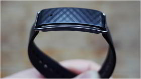 Обзор фитнес-браслета Honor Band A1: шагомер с амбициями
